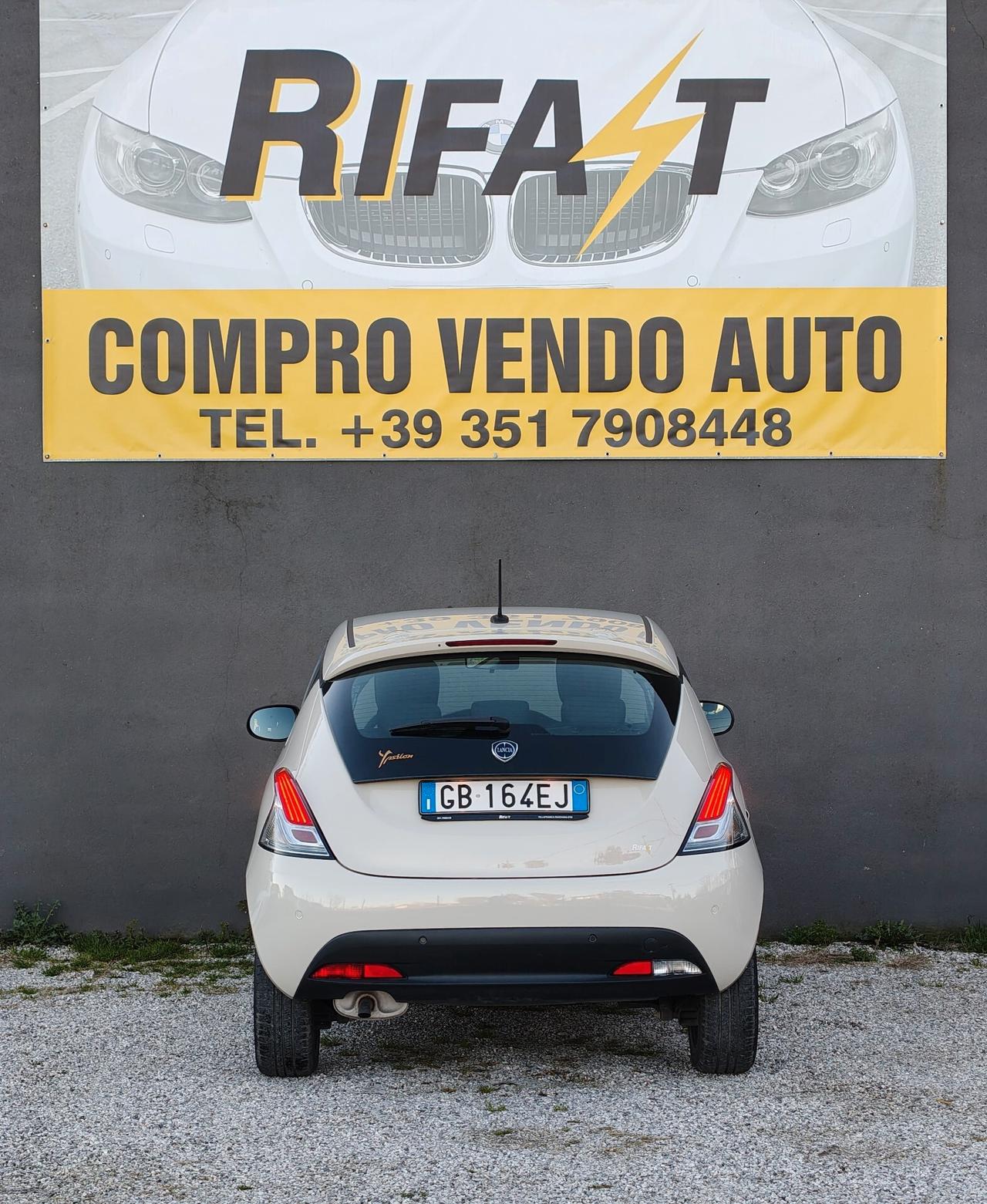 Lancia Ypsilon 1.2 69 CV 5 porte GPL Ecochic Monogram