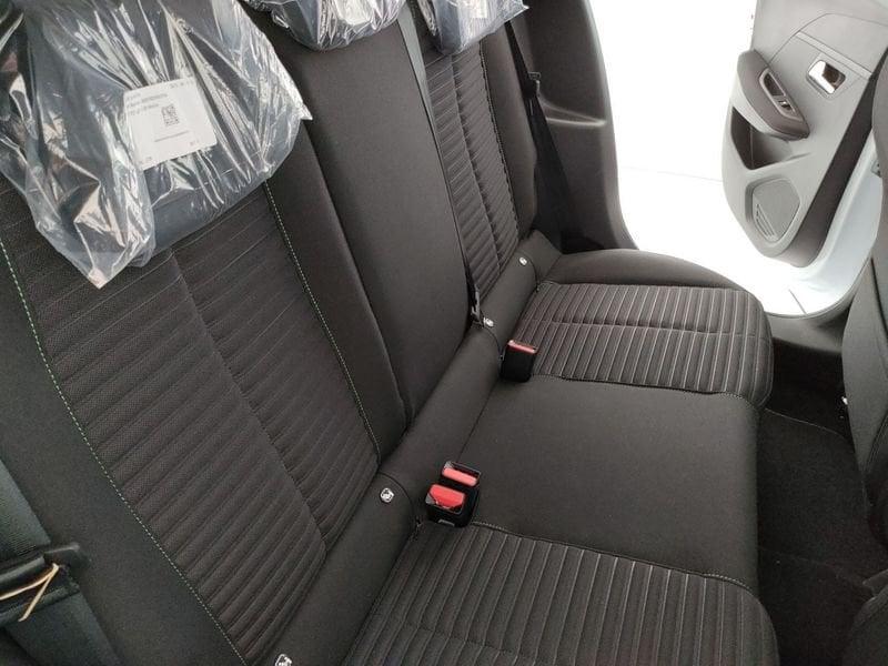 Peugeot 208 Hybrid 100 e-DCS6 Style