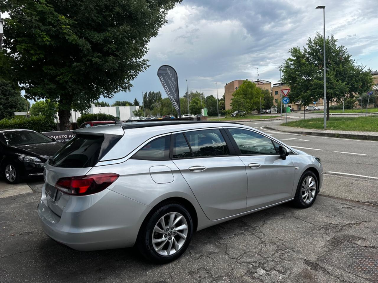 Opel Astra 1.6 CDTi 110CV Start&Stop Sports Tourer Business