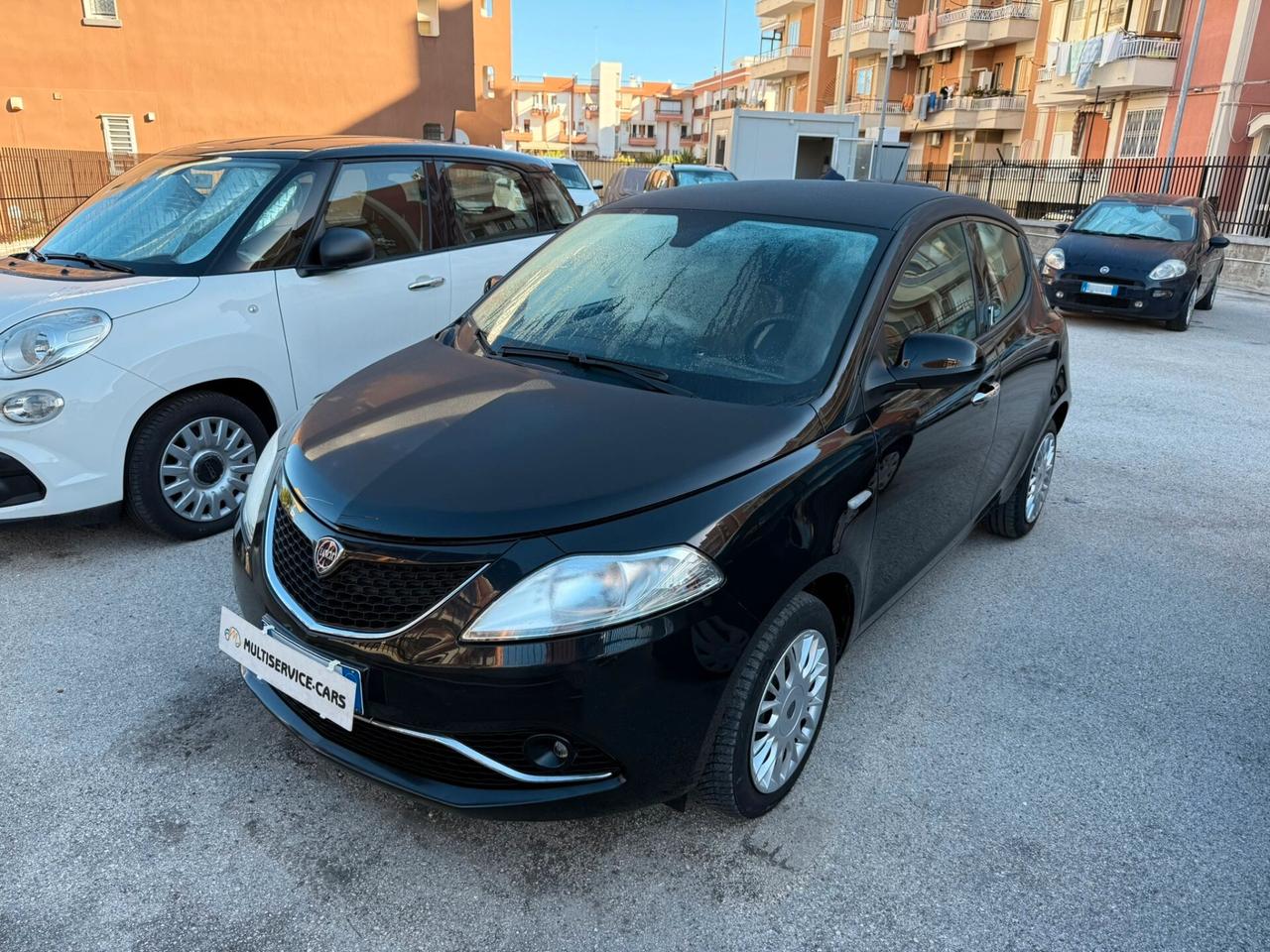 Lancia Ypsilon 1.2 69 CV 5 porte Gold