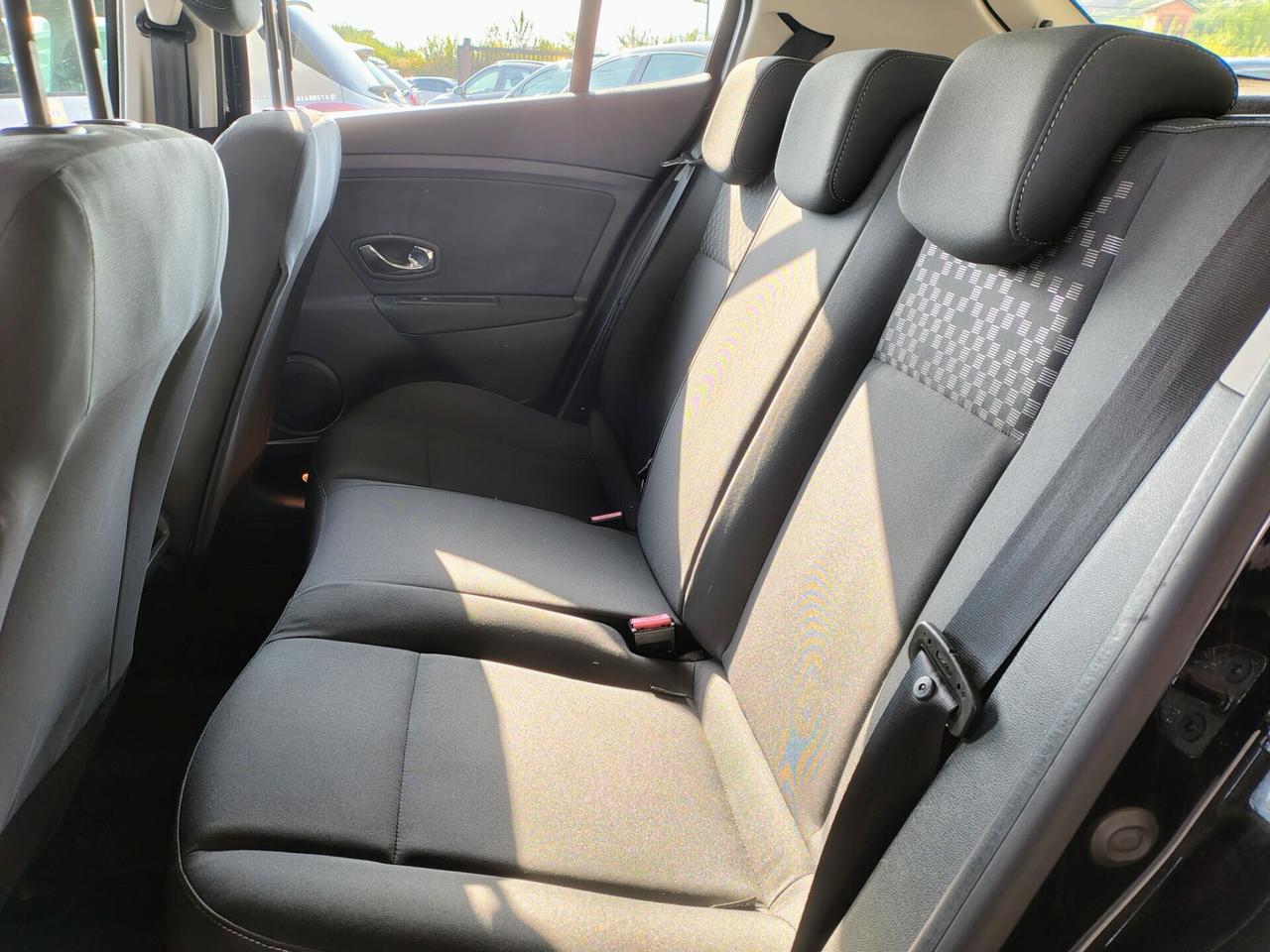 Renault Megane Mégane 1.5 dCi 110CV EDC Bose