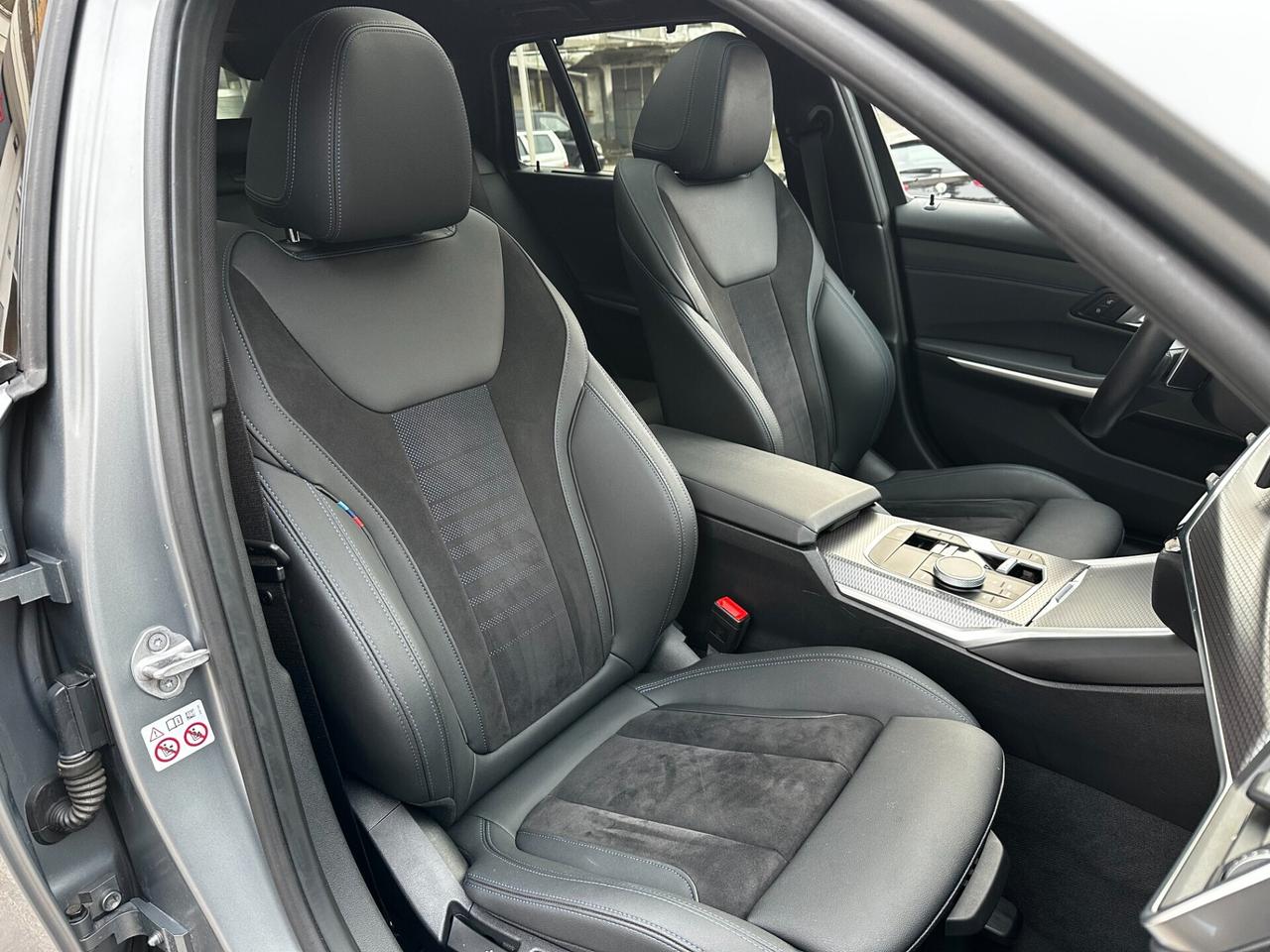 Bmw 320d xDrive Touring M Sport PRO_TETTO_R19_MATRIX_BLACK_