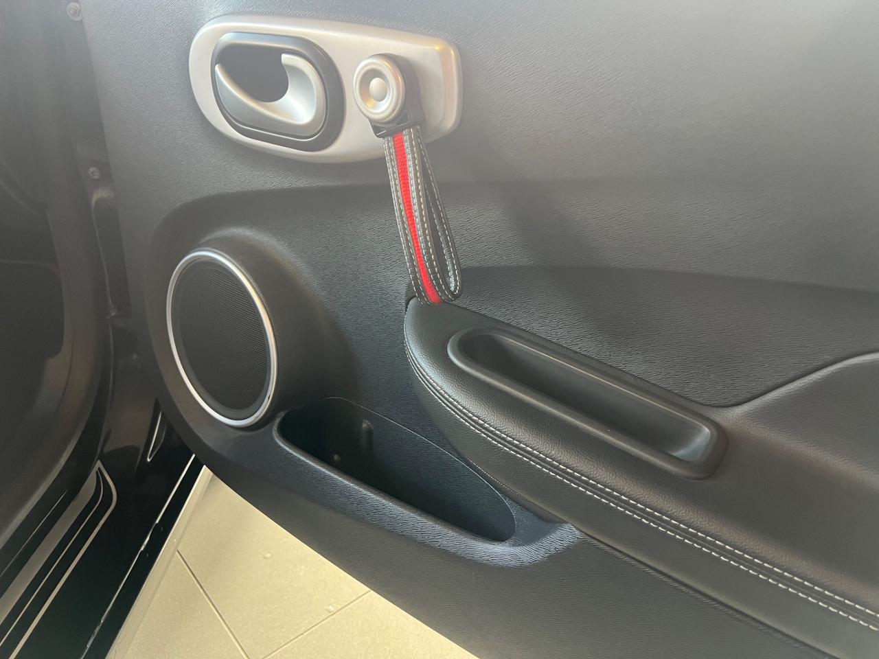 Renault Wind 1.2 TCE 100CV NIGHT & DAY