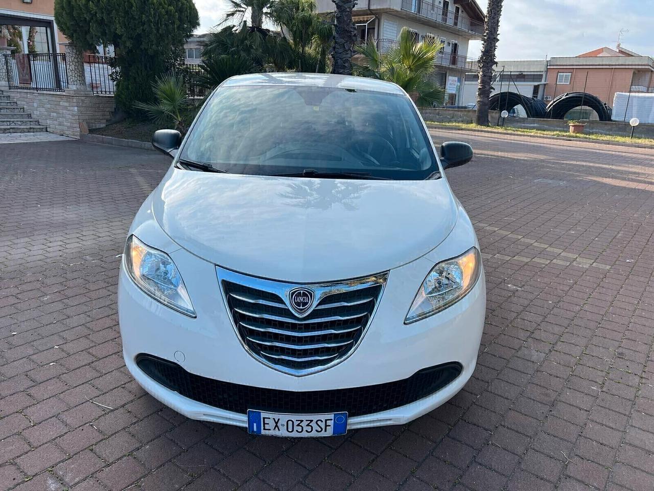 Lancia Ypsilon 1.3 MJT 16V 95 CV 5 porte S&S Gold