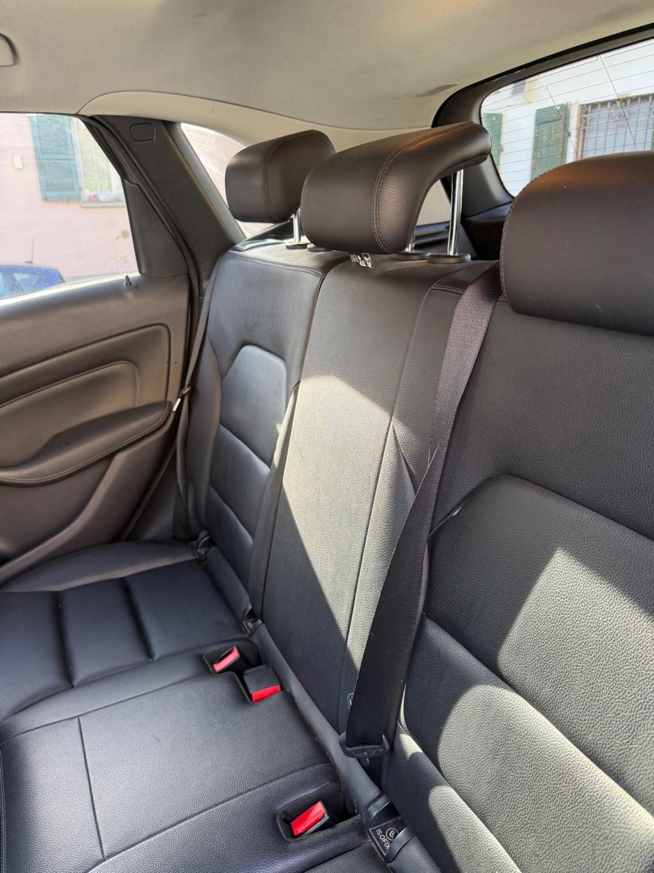 Mercedes-benz B 180 CDI FULLOPT KMCERT RETROCAM