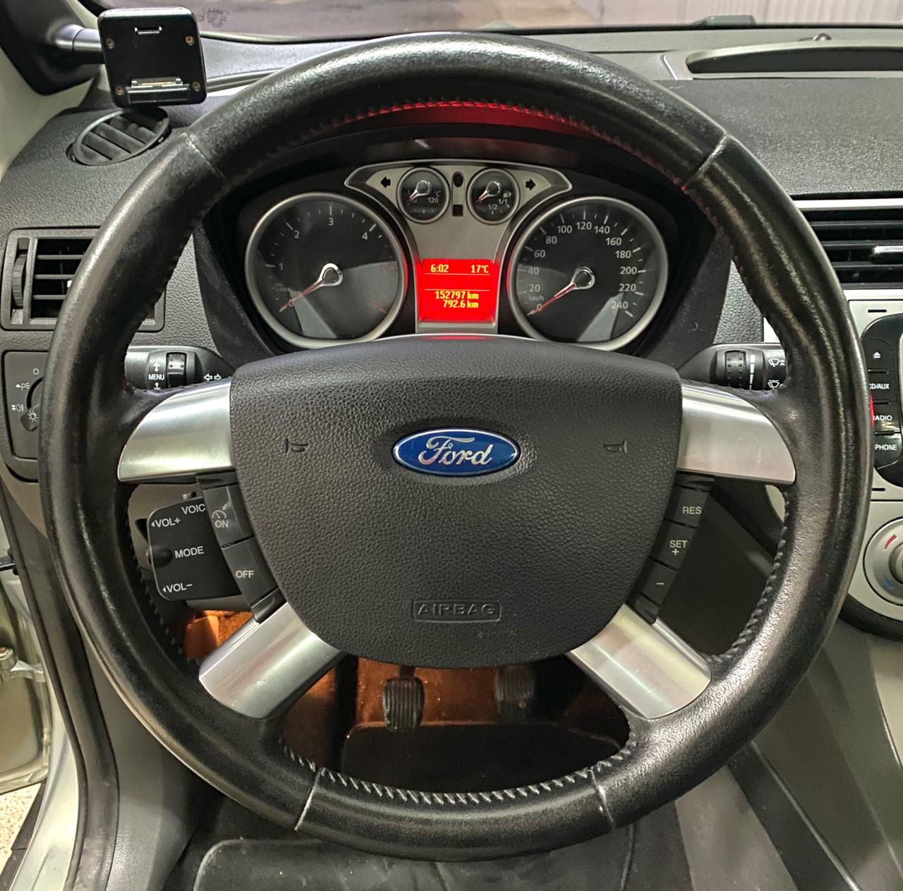 Ford Kuga 2.0 TDCi 136cv 4WD/4x4 Titanium DPF