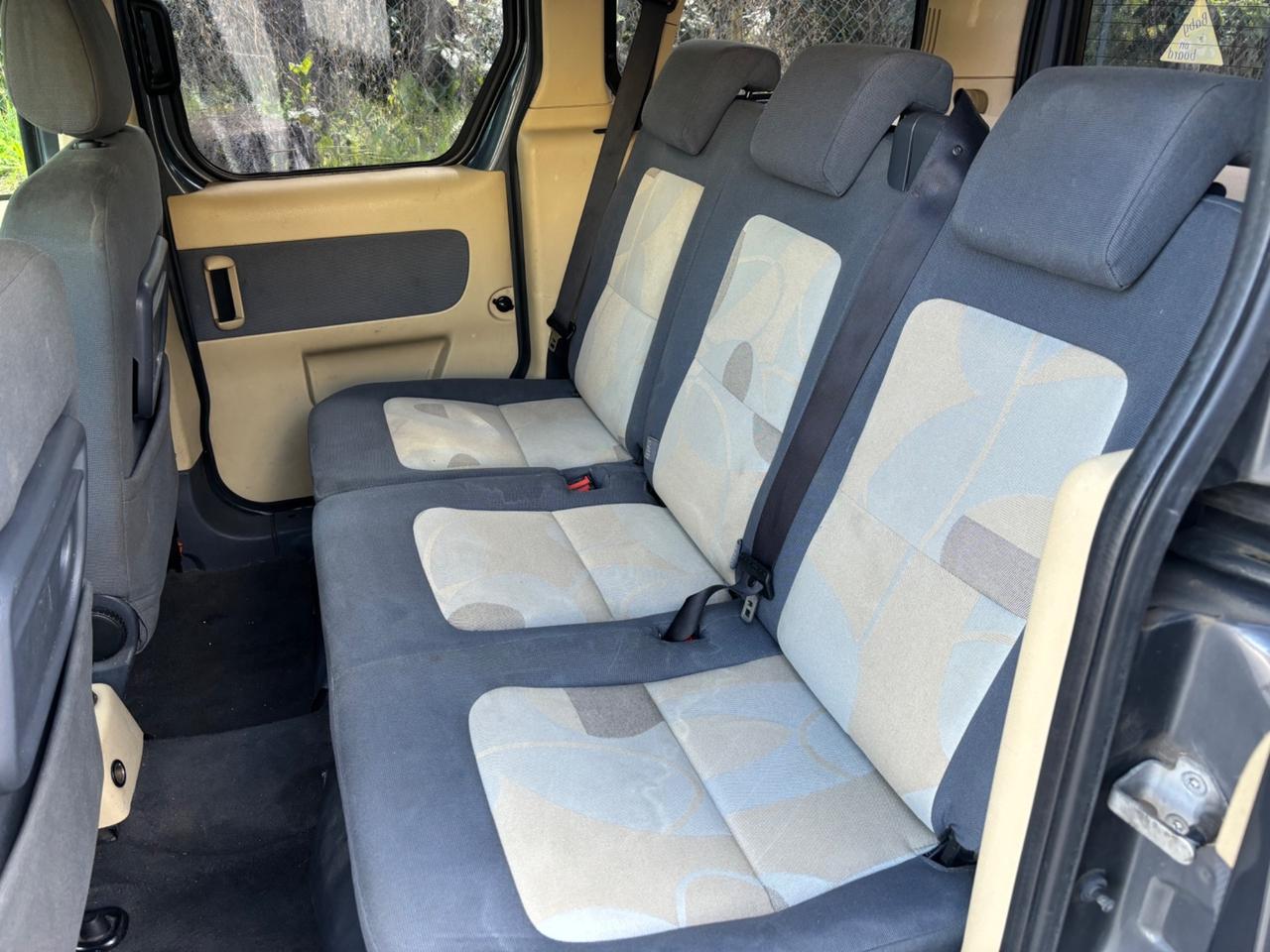 Ford Transit Connect Tourneo 1.8 TDCi 90CV GANCIO TRAINO