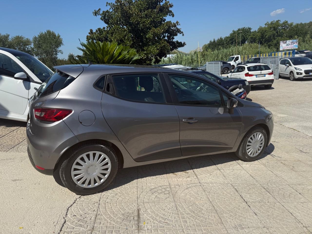 Renault Clio 1.2 75CV GPL valido fino al 2034 garantita 12 mesi