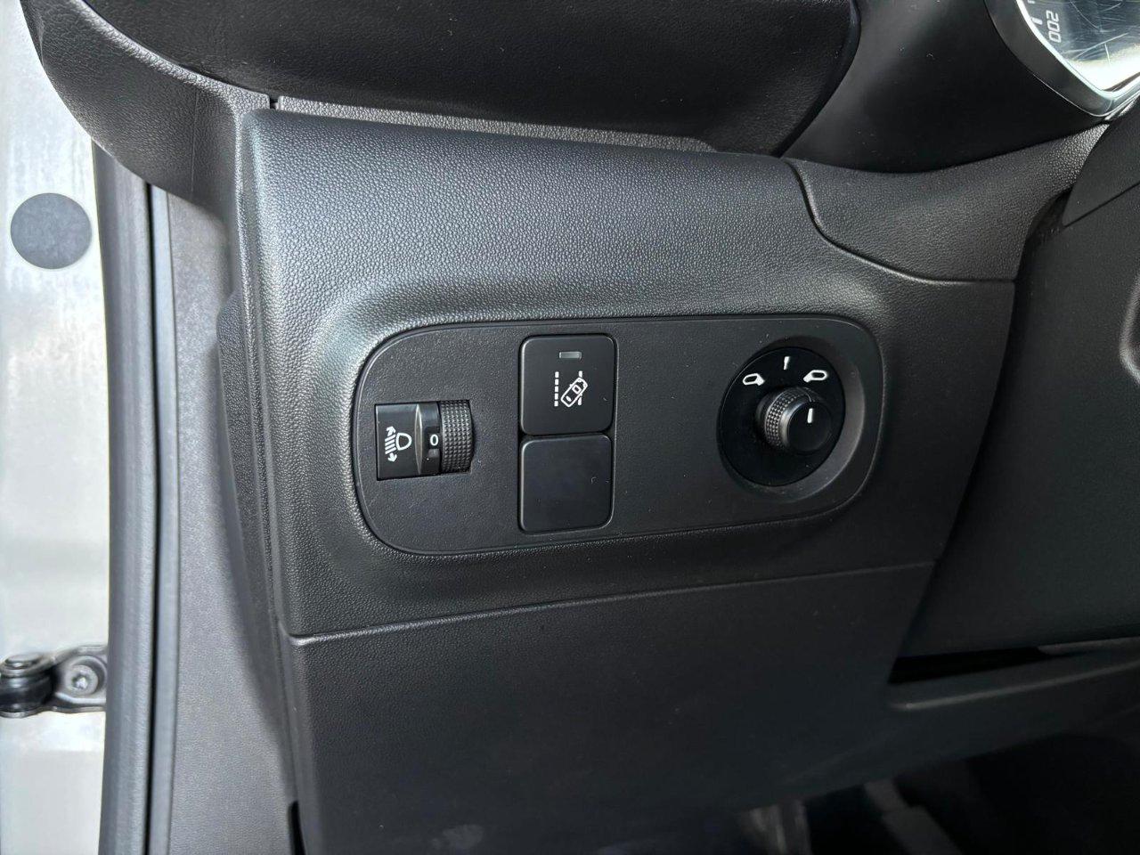 Citroen C3 1.2 puretech Shine s&s 110cv eat6