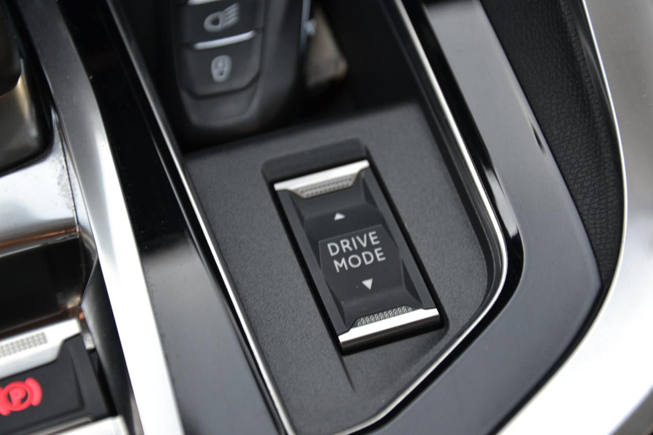 Peugeot 3008 1.5 HDi 130CV EAT8 ALLURE **PREZZO REALE**UNIPRO'