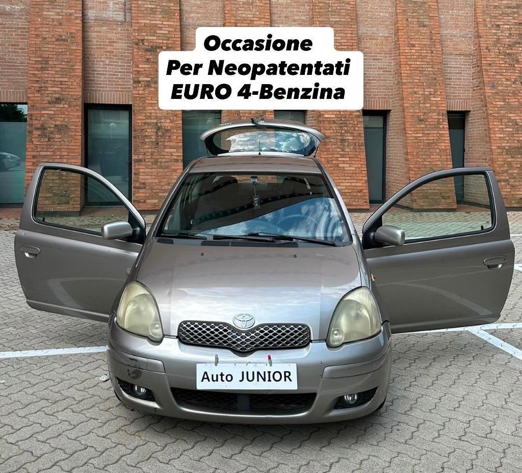 Toyota Yaris Verso 1.3i 16V cat Luna '03