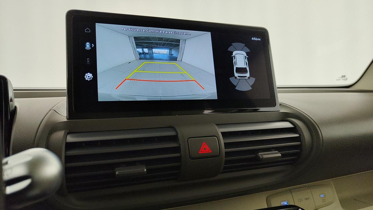 HYUNDAI Inster 49kWh XClass Tech Pack