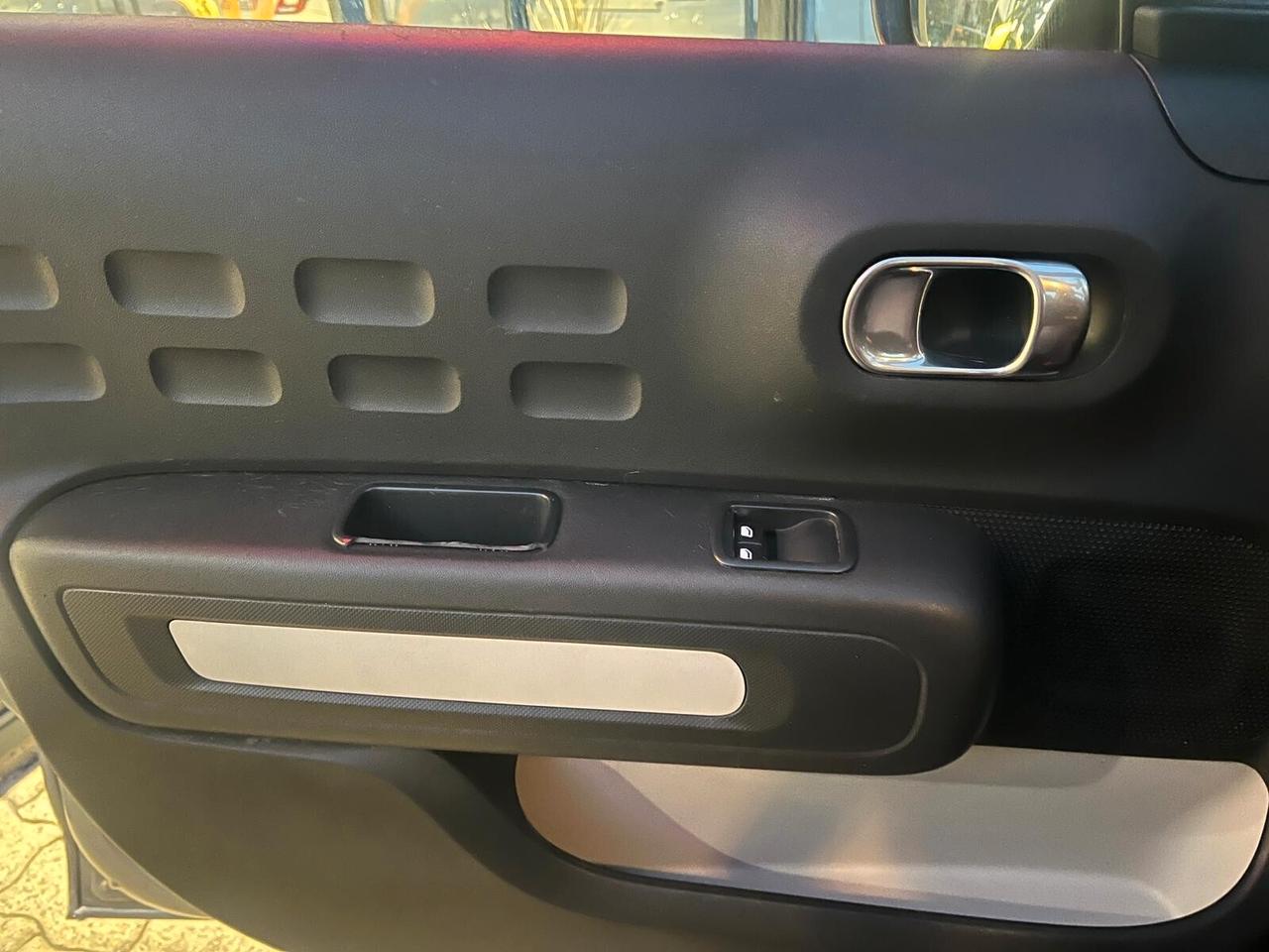 Citroen C3 PureTech 82 S&S Uptown