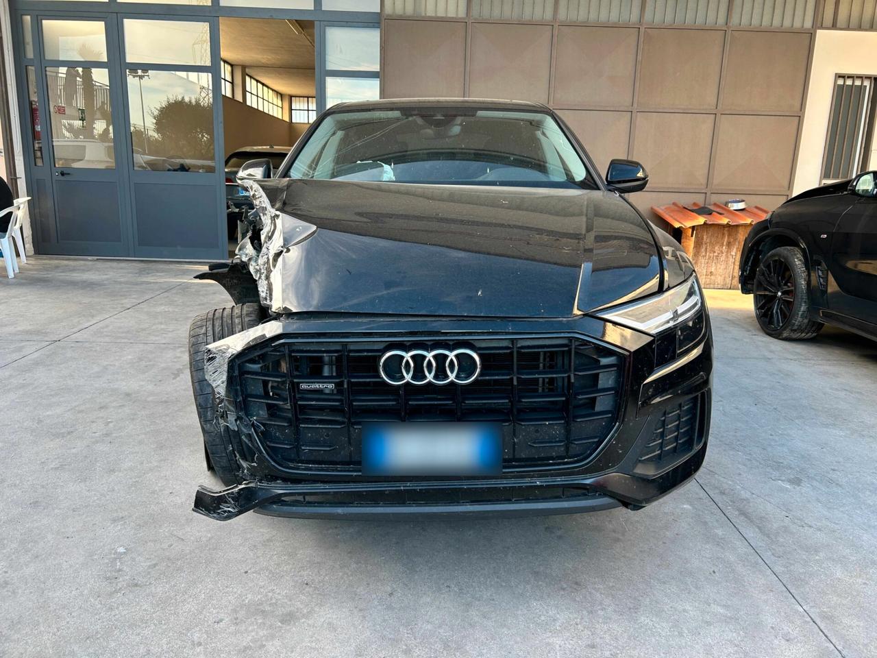 Audi Q8 3.0 TDI 230CV Aut. - 2022 Incidentata
