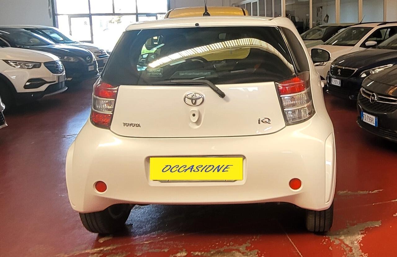 Toyota iQ 1.0 Multidrive