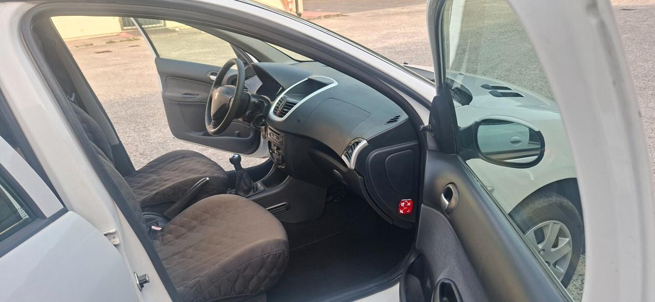 206 1.1 ECO PLUS CON GPL IDEALE X NEOPATENTATI