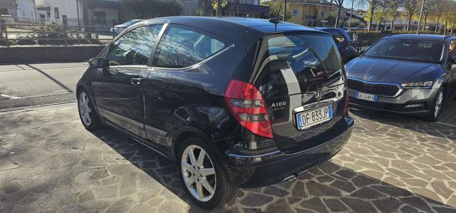 MERCEDES-BENZ A 160 CDI Coupé Elegance