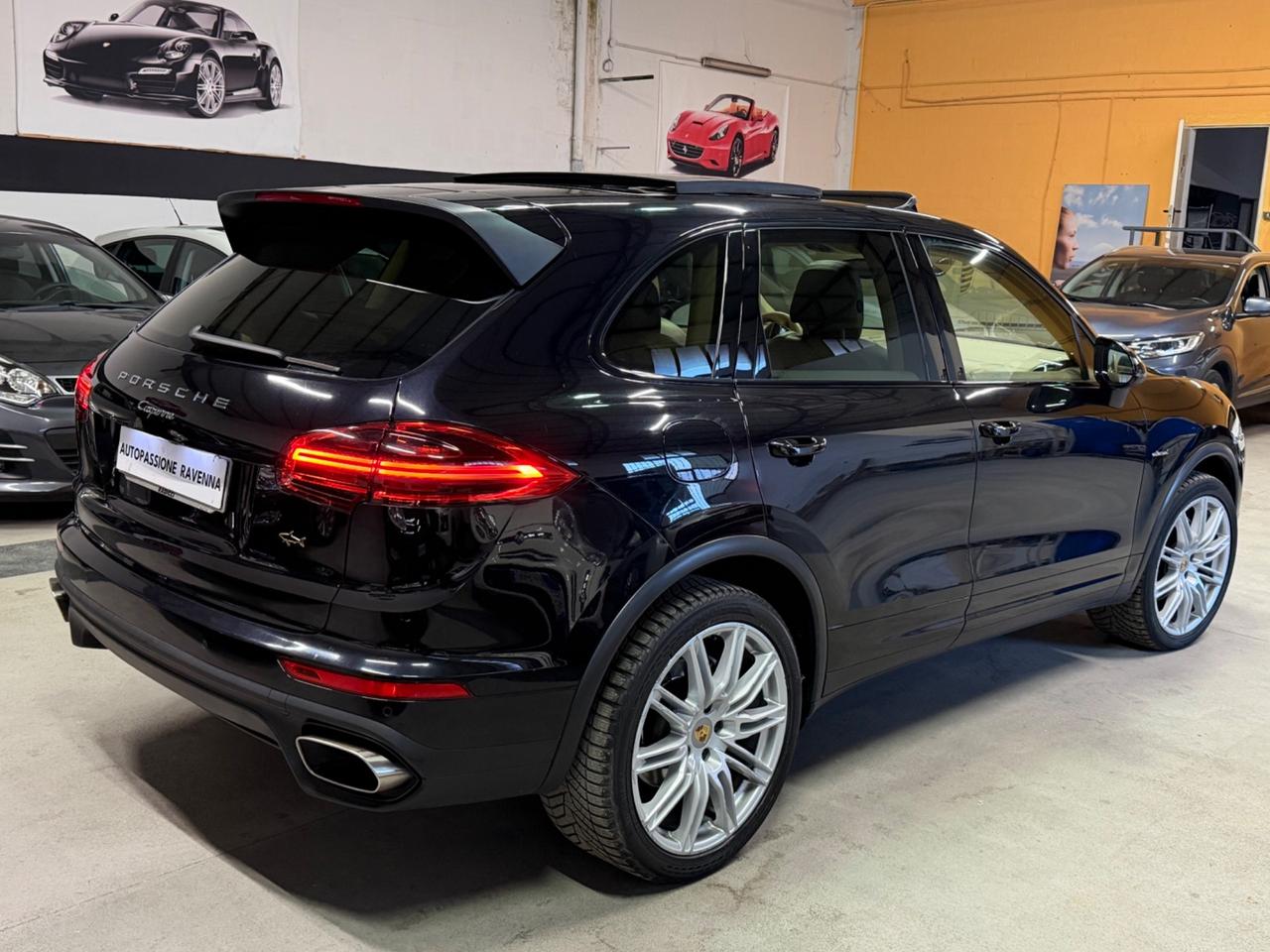 Porsche Cayenne 3.0 Diesel CHRONO TETTO