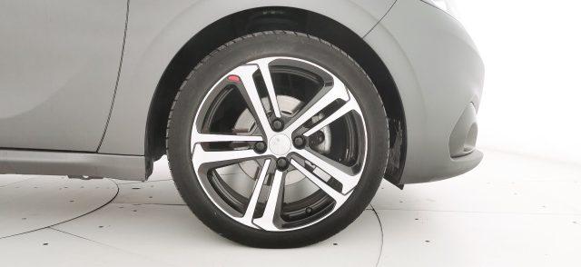 PEUGEOT 208 PureTech Turbo 110 S&S 5 porte GT Line