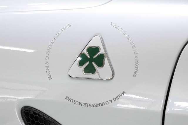 Alfa Romeo Giulia QUADRIFOGLIO|SPECIAL PAINT|HARMAN/KARDON|19''|