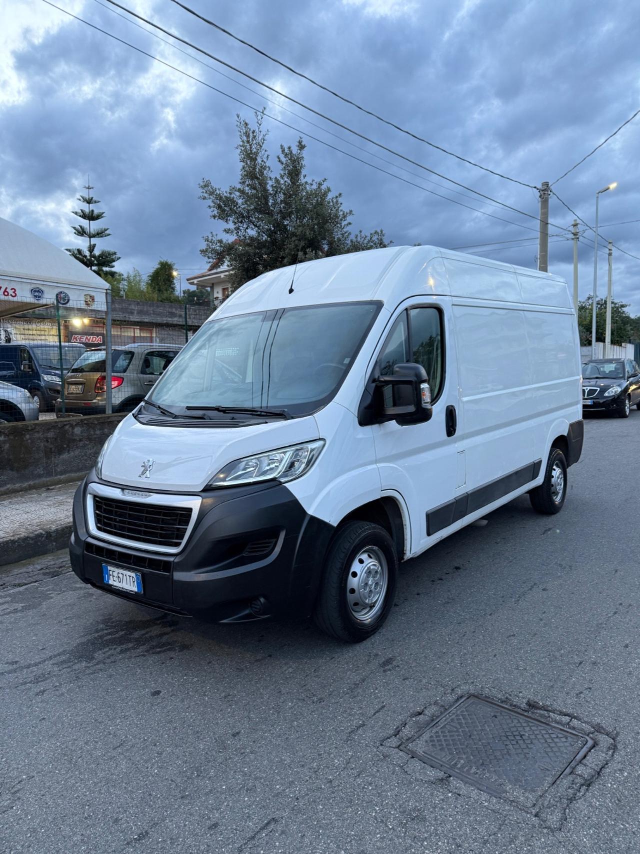 Peugeot Boxer 2.0 Diesel 130cv