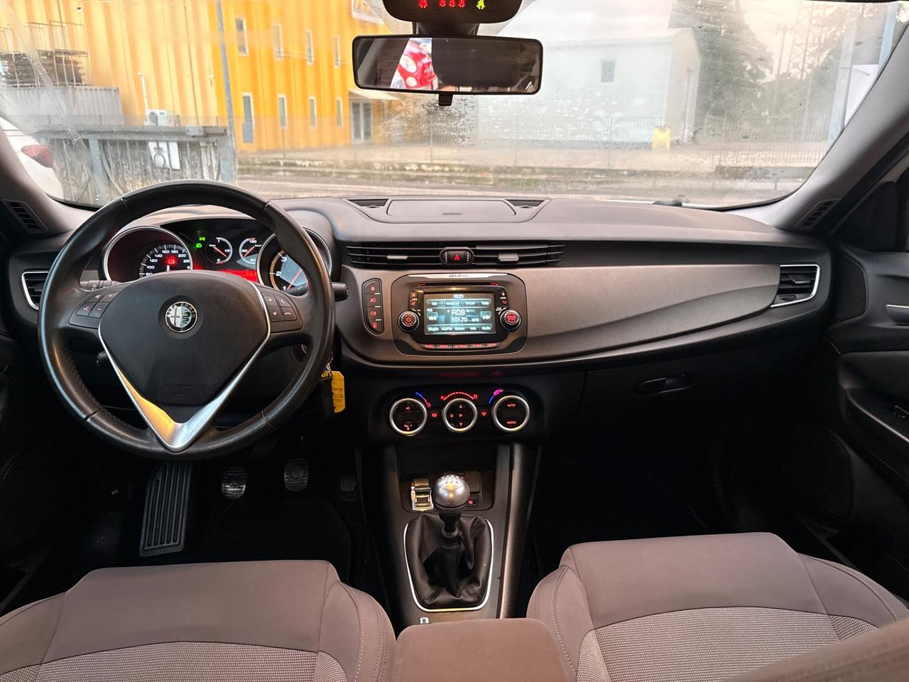 Alfa Romeo Giulietta 1.6 JTDm-2 105 CV Exclusive