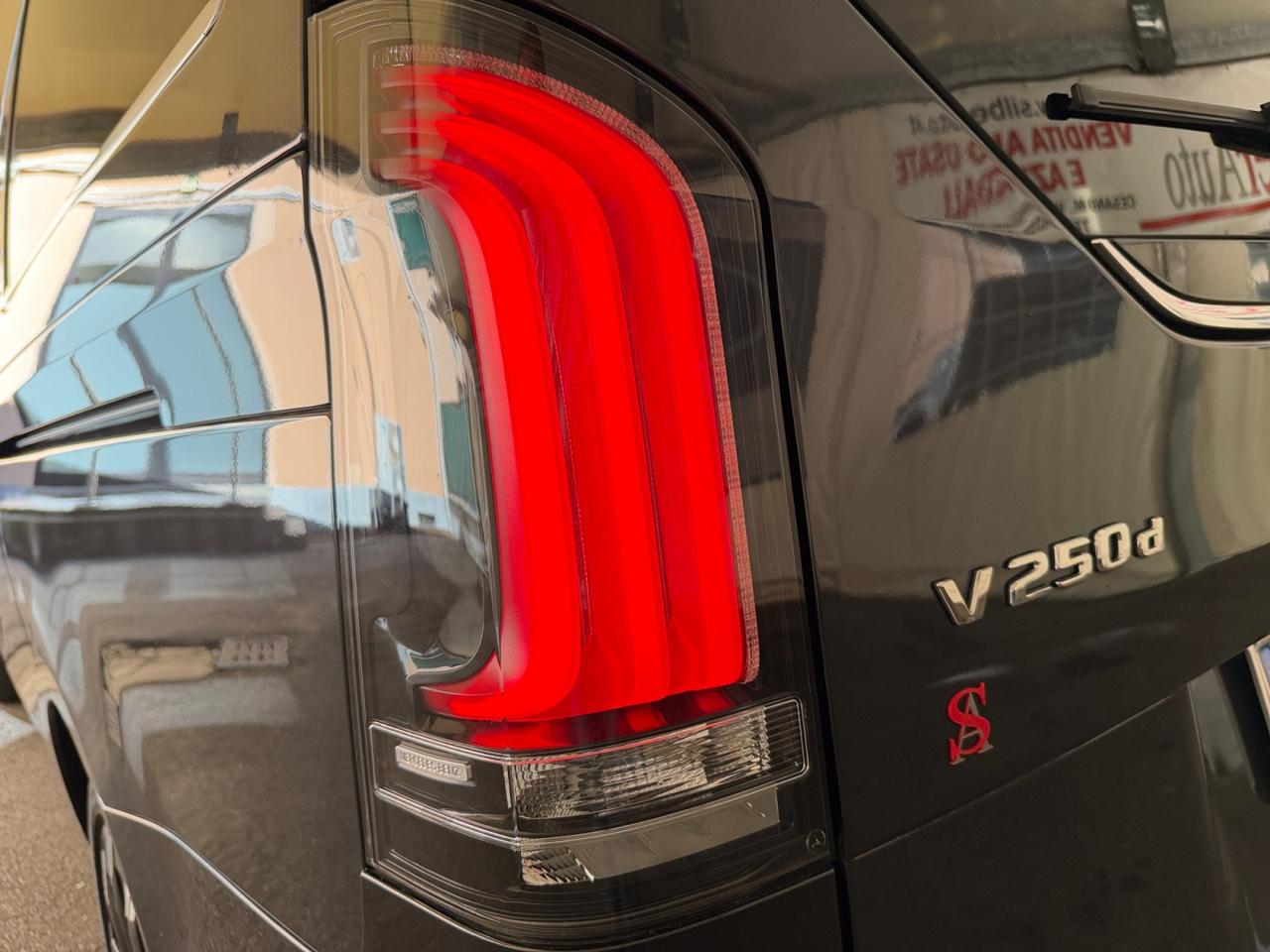 Mercedes V 250 D Avantgarde 9G-Tronic Plus Long "TETTO PANORAMA APRIBILE"