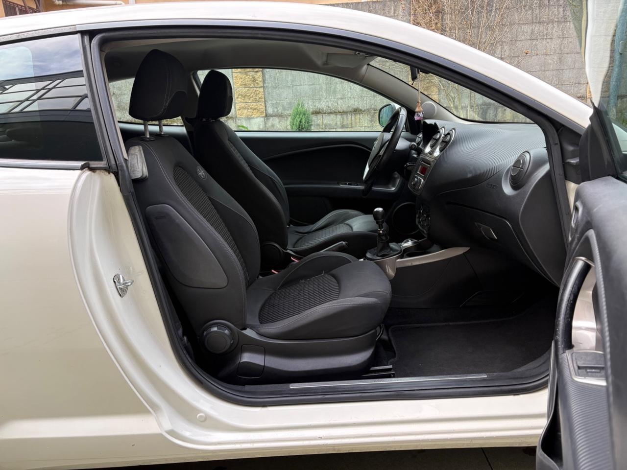 Alfa Romeo MiTo 1.4 78 CV Distinctive Sport Pack