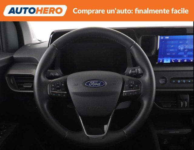 FORD Tourneo Courier 1.0 EcoBoost Titanium