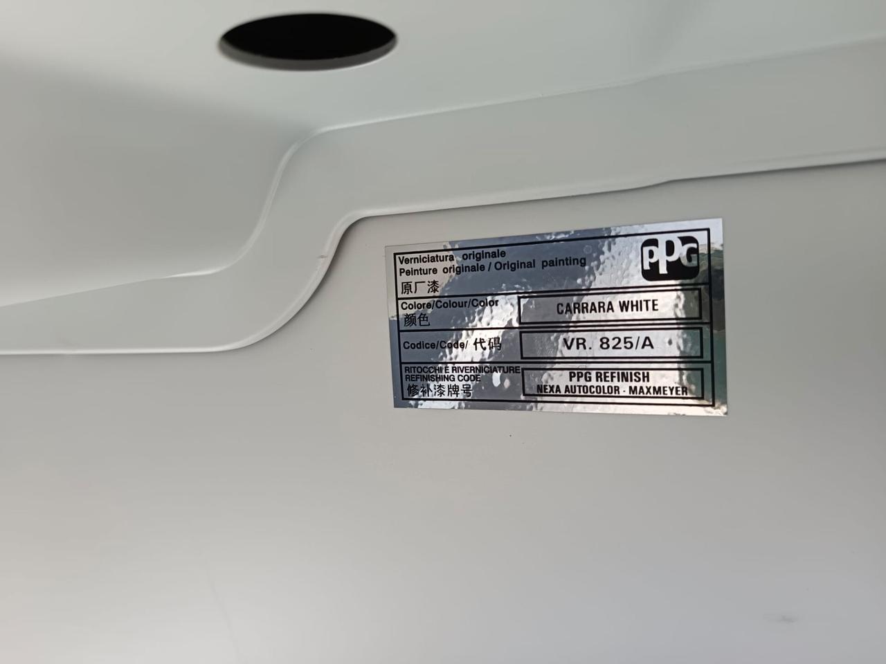 Alfa Romeo 4C COUPE' LAUNCH EDITION 353/500, TAGLIANDATA, KIT ACCESSORI COMPLETO