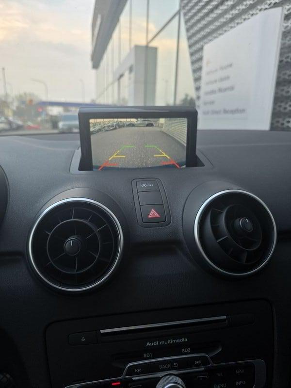 Audi A1 A1 1.0 tfsi ultra Metal Plus 95cv