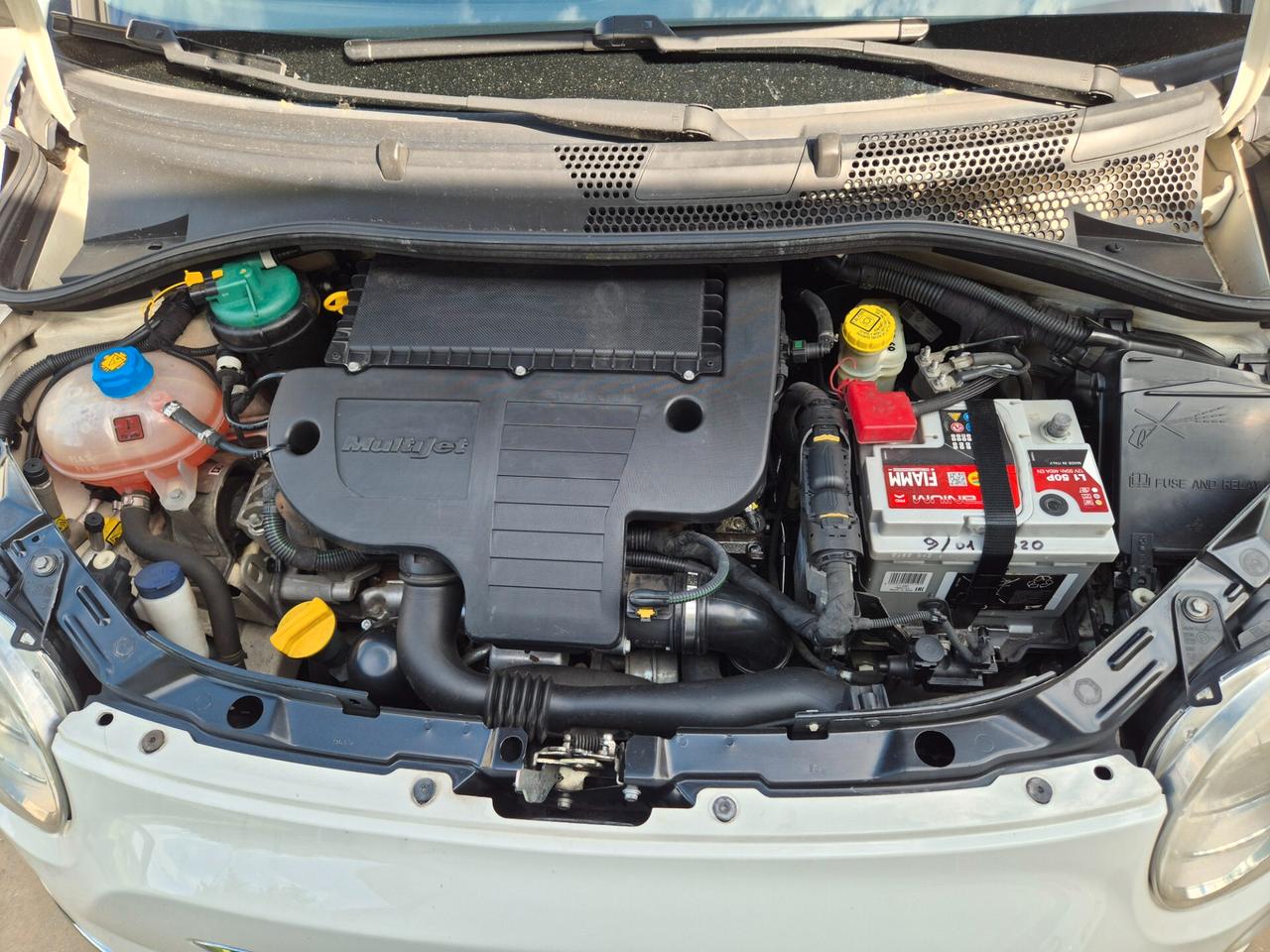 Fiat 500 1.3 mtj LOUNGE Ok neopatentati