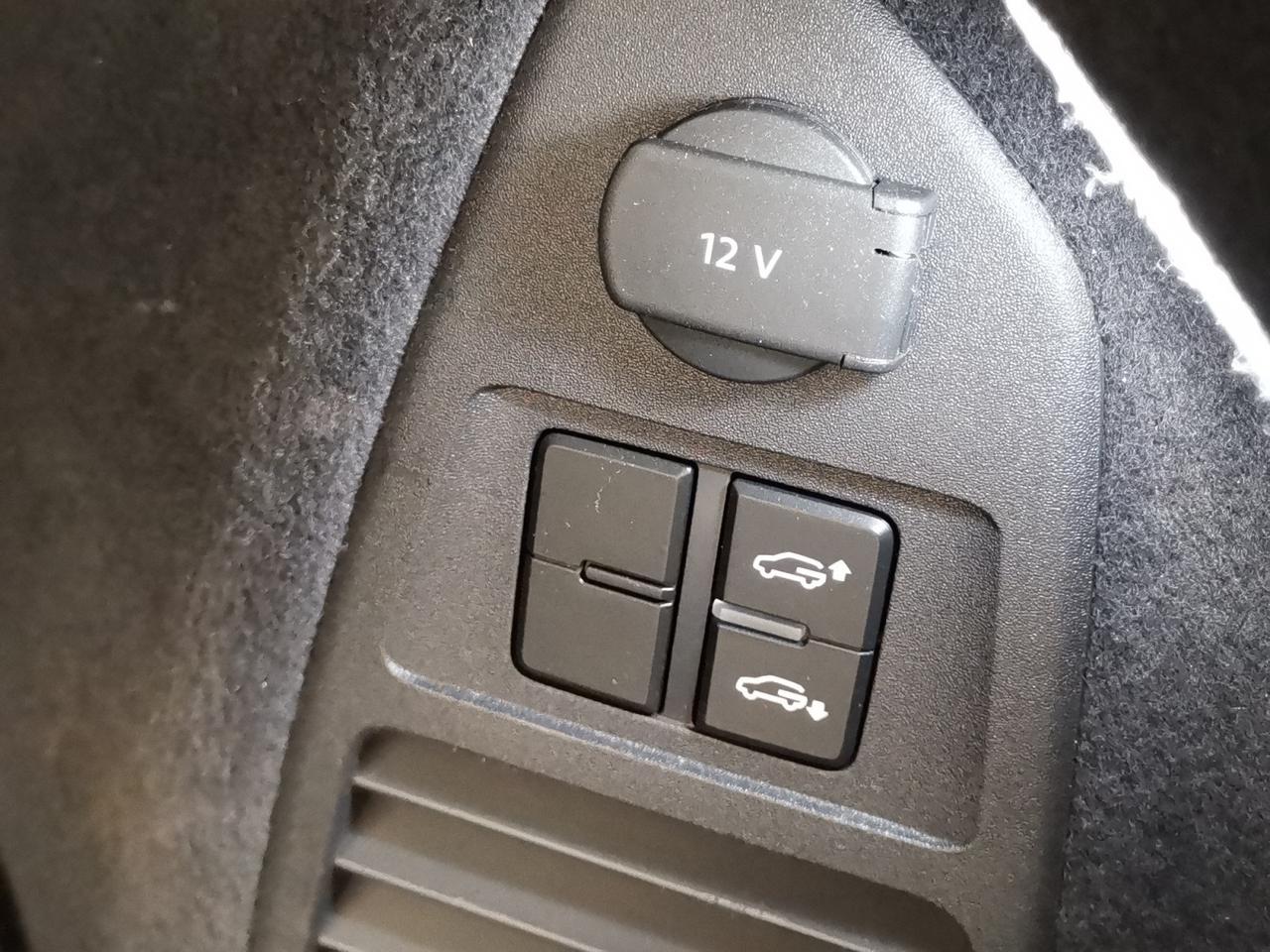VOLKSWAGEN Touareg III 2018 - Touareg 3.0 V6 tdi Advanced 231cv tiptron