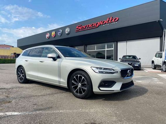 Volvo V60 D4 AWD Geartronic PILOT ASSIST - WINTER - PARKING
