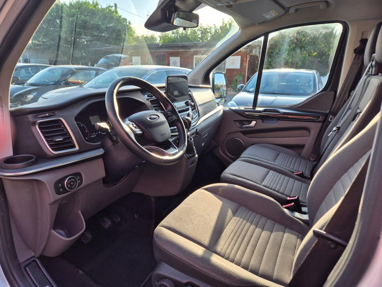 Ford Tourneo Custom 320 2.0 EcoBlue 150CV PC Titan