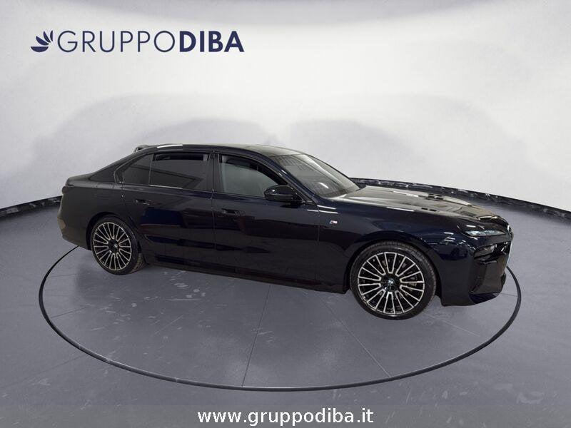 BMW Serie 7 G70 i7 xdrive60 MSport