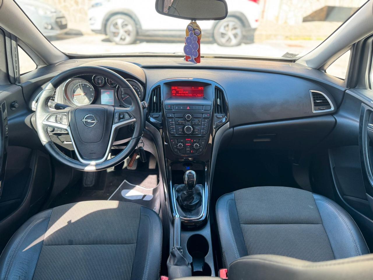 Opel Astra 1.4 Turbo 140CV 5 porte GPL Tech Cosmo