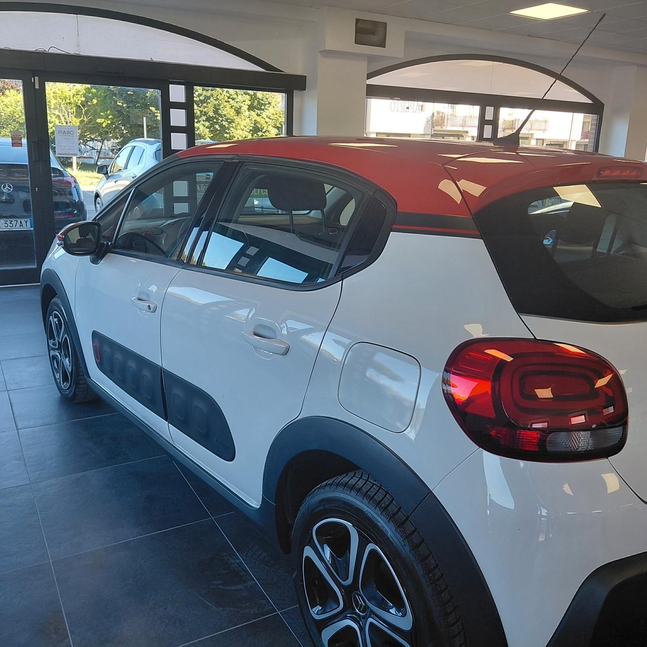 CITROEN C3 ANNO 2017 DS 1.6 ADATTA NEOPATENTATI KM 130 MILA