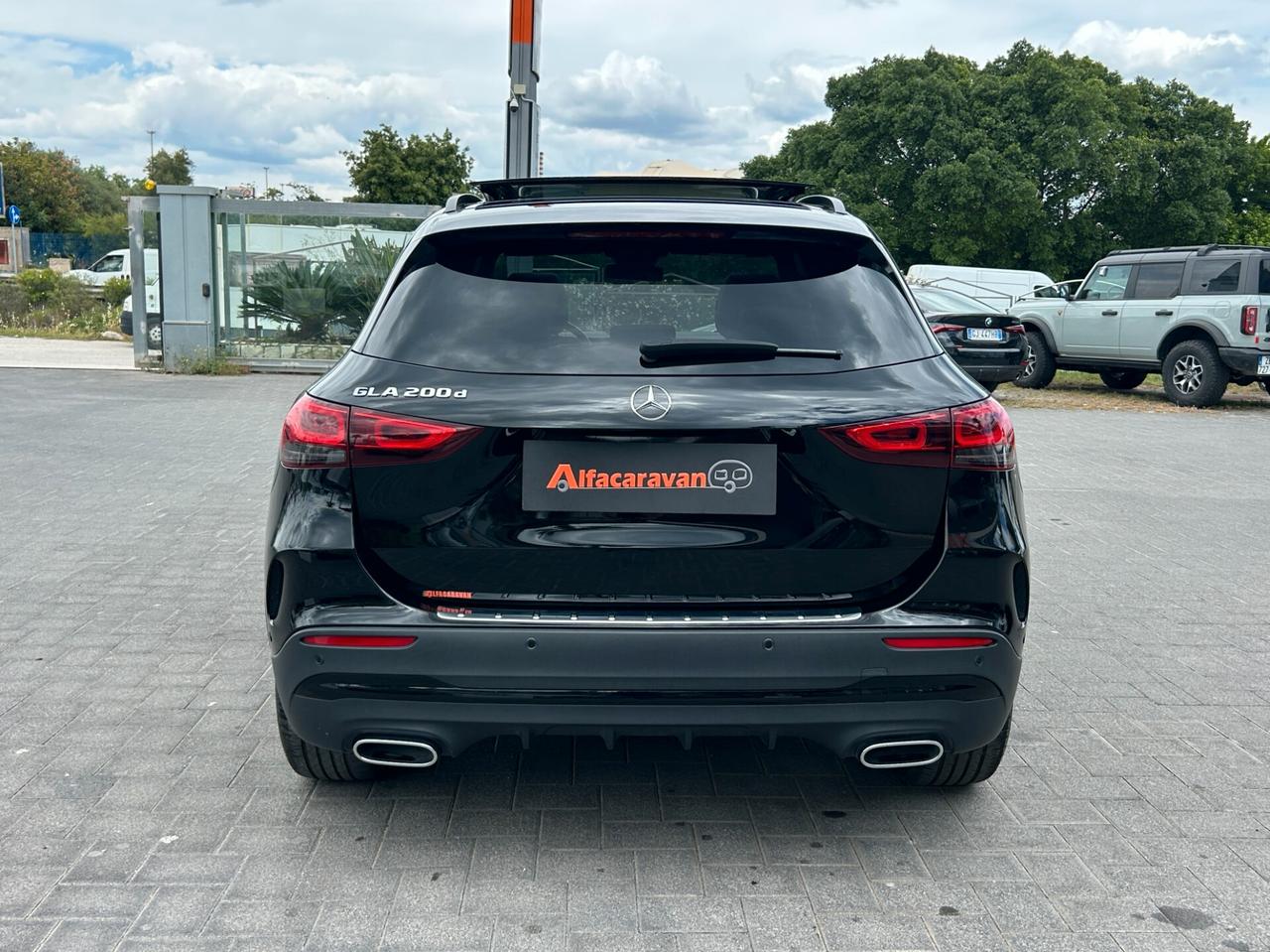 Mercedes-Benz GLA 200 d Premium auto