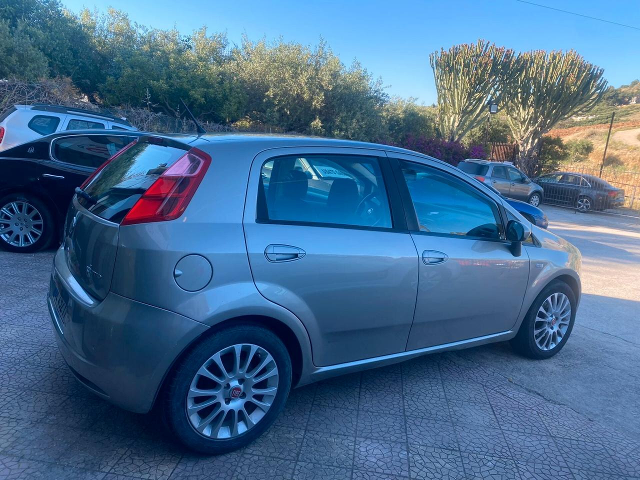 Fiat Grande Punto 1.3 MJT 90 CV 5 porte Emotion