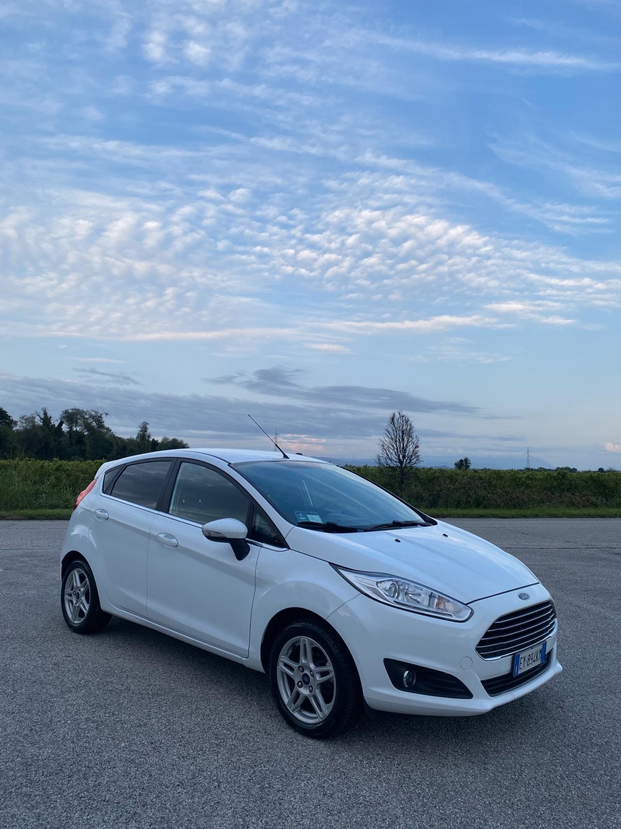 Ford Fiesta 1.2 60CV 5 porte