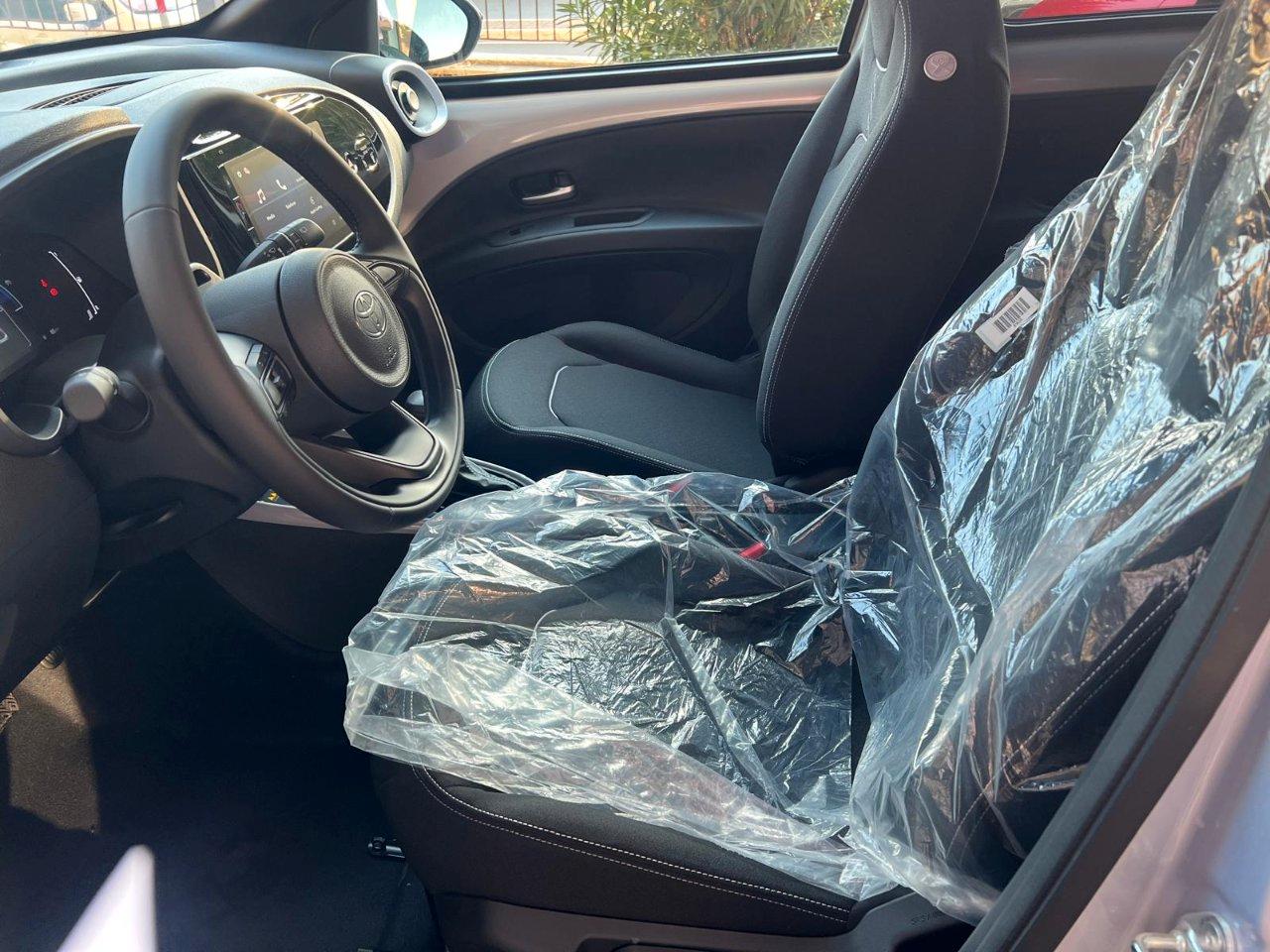 Toyota Aygo X 1.5 hybrid Icon e-cvt *Promo SD 2026*
