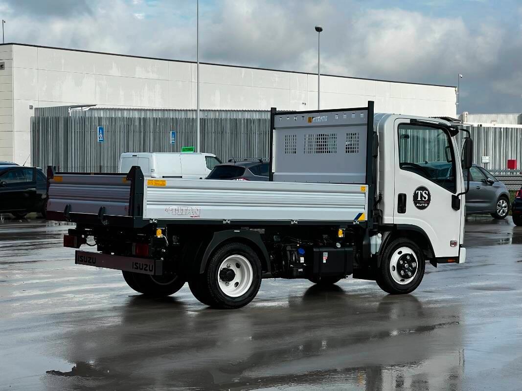 Isuzu M 21 TT Passo E ribaltabile trilaterale
