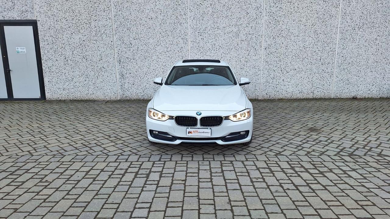 BMW 318D Touring Sport Tetto Led