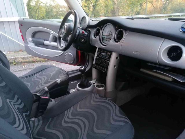 MINI One 1.6 16V One de luxe GUARDA IL Video Prova su Strad