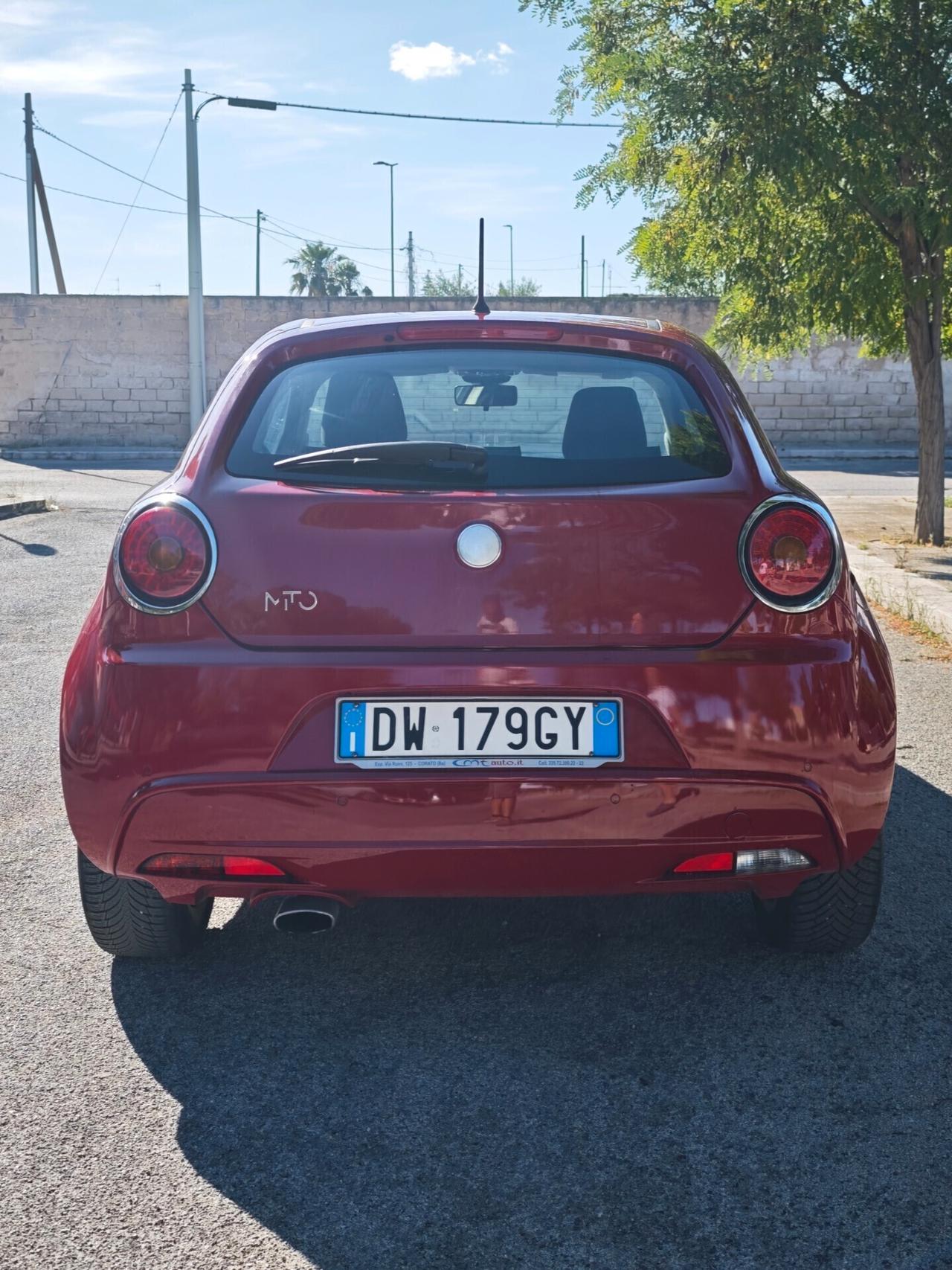 Alfa Romeo MiTo 1.6 JTDm 16V Distinctive Sport Pack