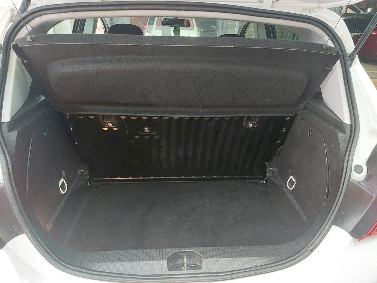 Opel Corsa 1.4 90CV GPL Tech 5 porte b-Color 2018