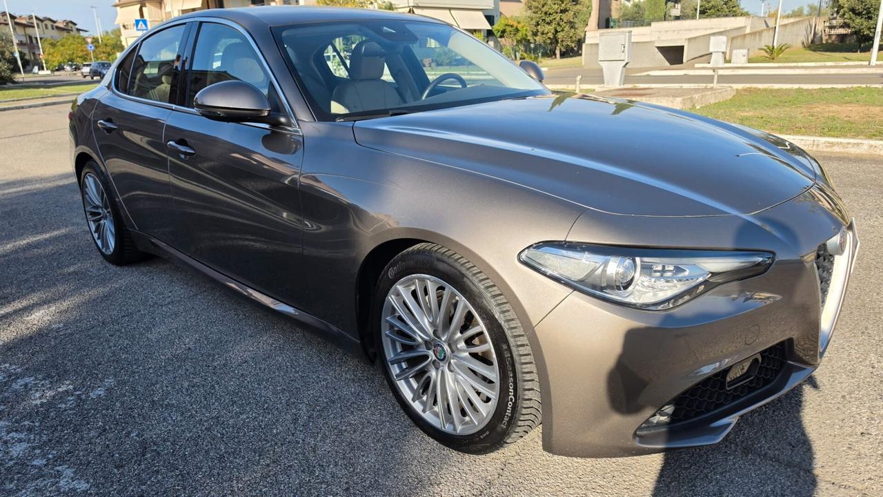 Alfa Romeo Giulia 2.2 Turbodiesel 180 CV Business Sport UNICO PROPRIETARIO
