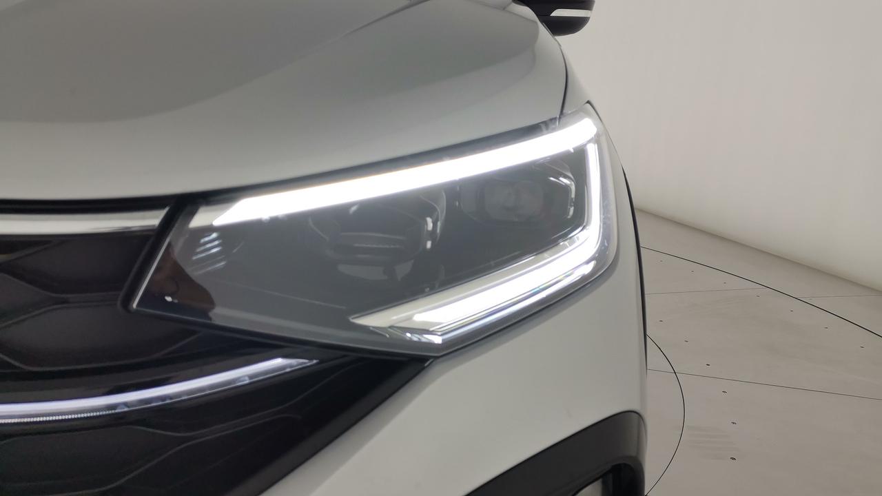 VOLKSWAGEN Taigo - Taigo 1.0 tsi R-Line 110cv