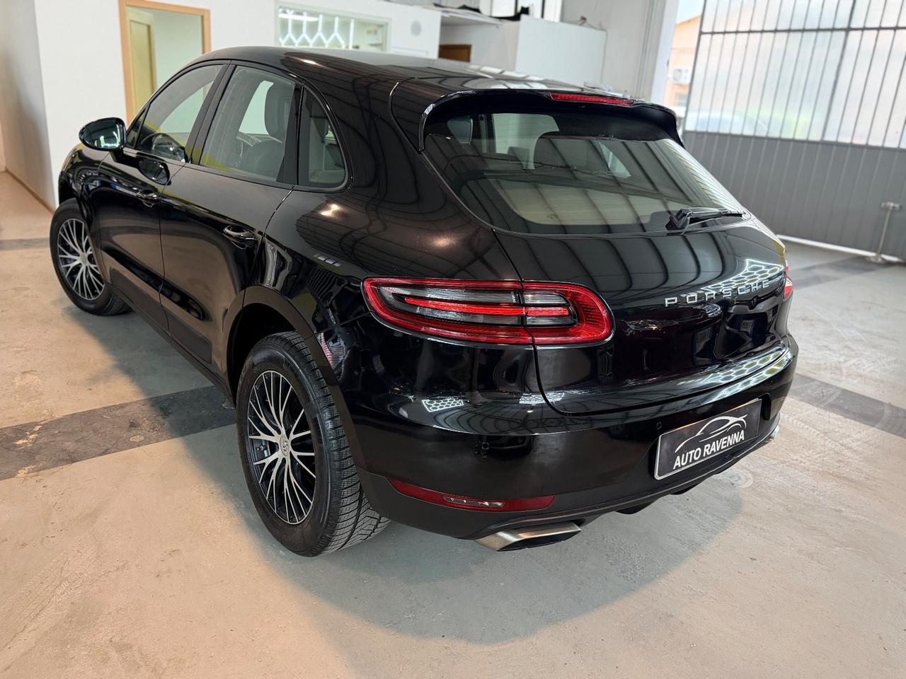Porsche Macan 2.0 Benz 252CV Platnium 2017